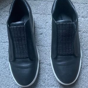 Black Vince Cantara Slip-On Sneaker Size 8
